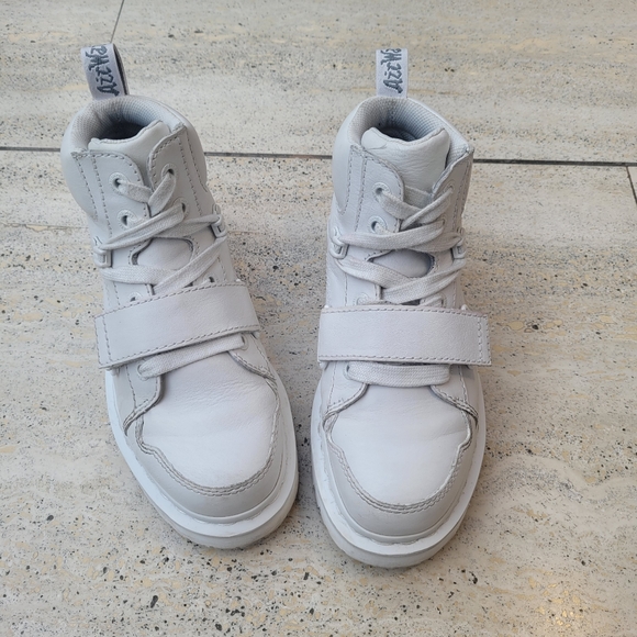 Dr Martens Zuma - Picture 1 of 6